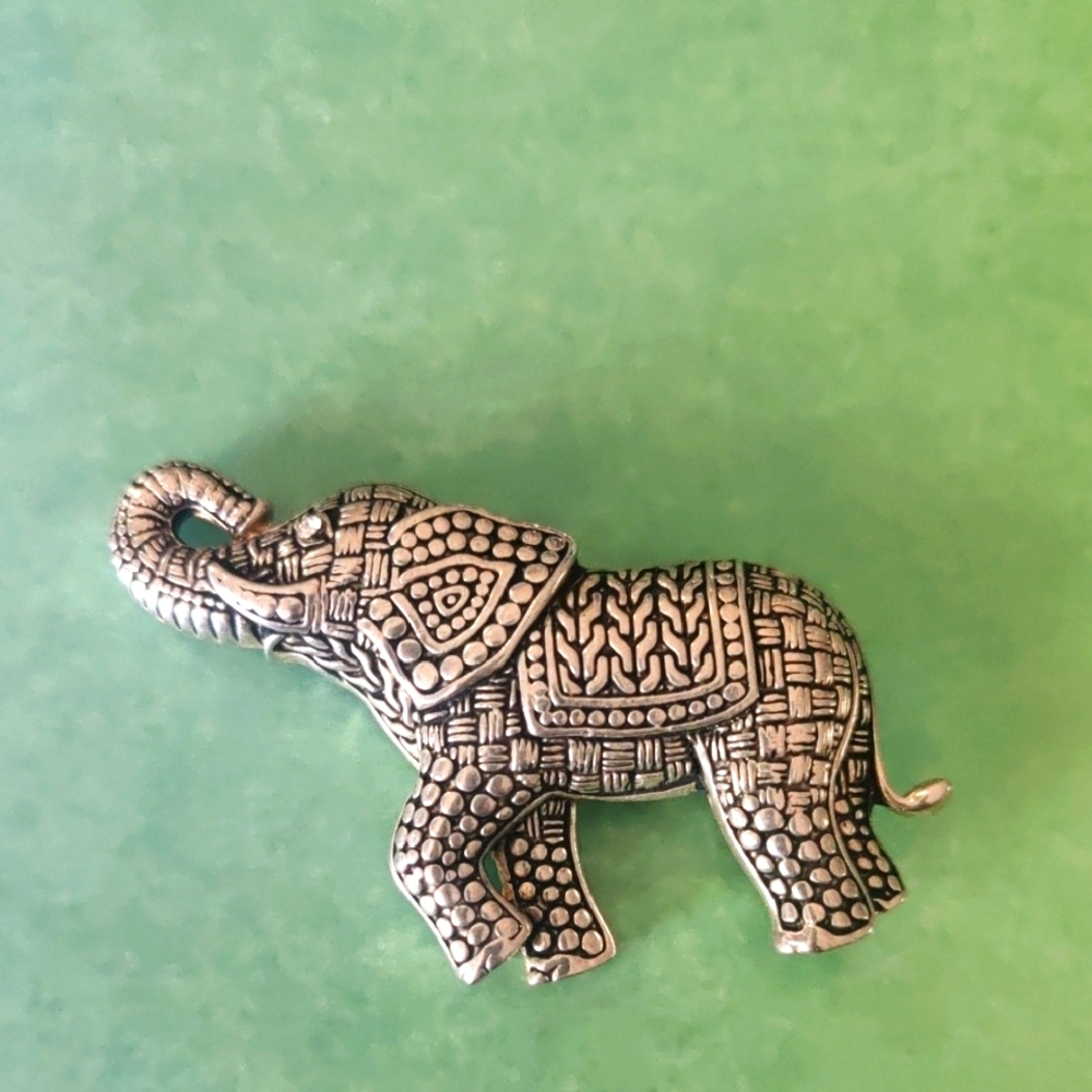 Vintage Silver Rhinestone Elephant Brooch